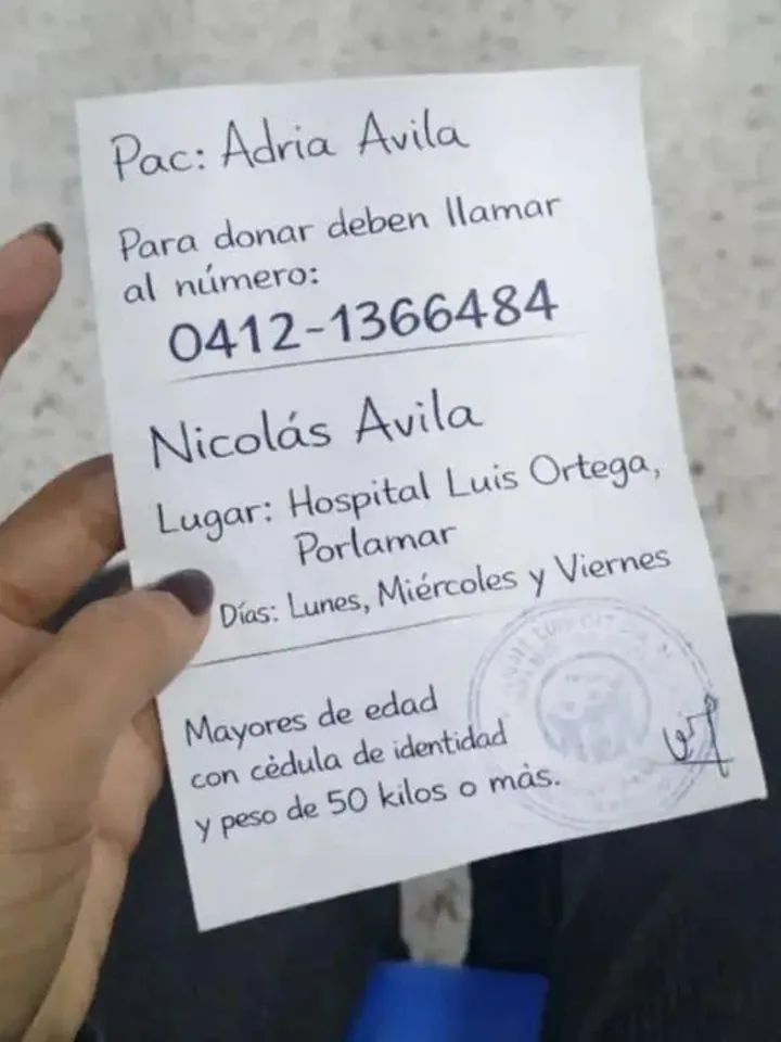 vivassantanaj_'s tweet image. ¡Adolescente de la isla de Margarito 15 años lucha contra la leucemia! 

Adrián Ávila sigue luchando por mejorar su calidad de vida ante la leucemia que le fue diagnosticada. 

Necesita transfusión de sangre para estabilizar sus niveles de plaquetas. Los mejores donantes en este…