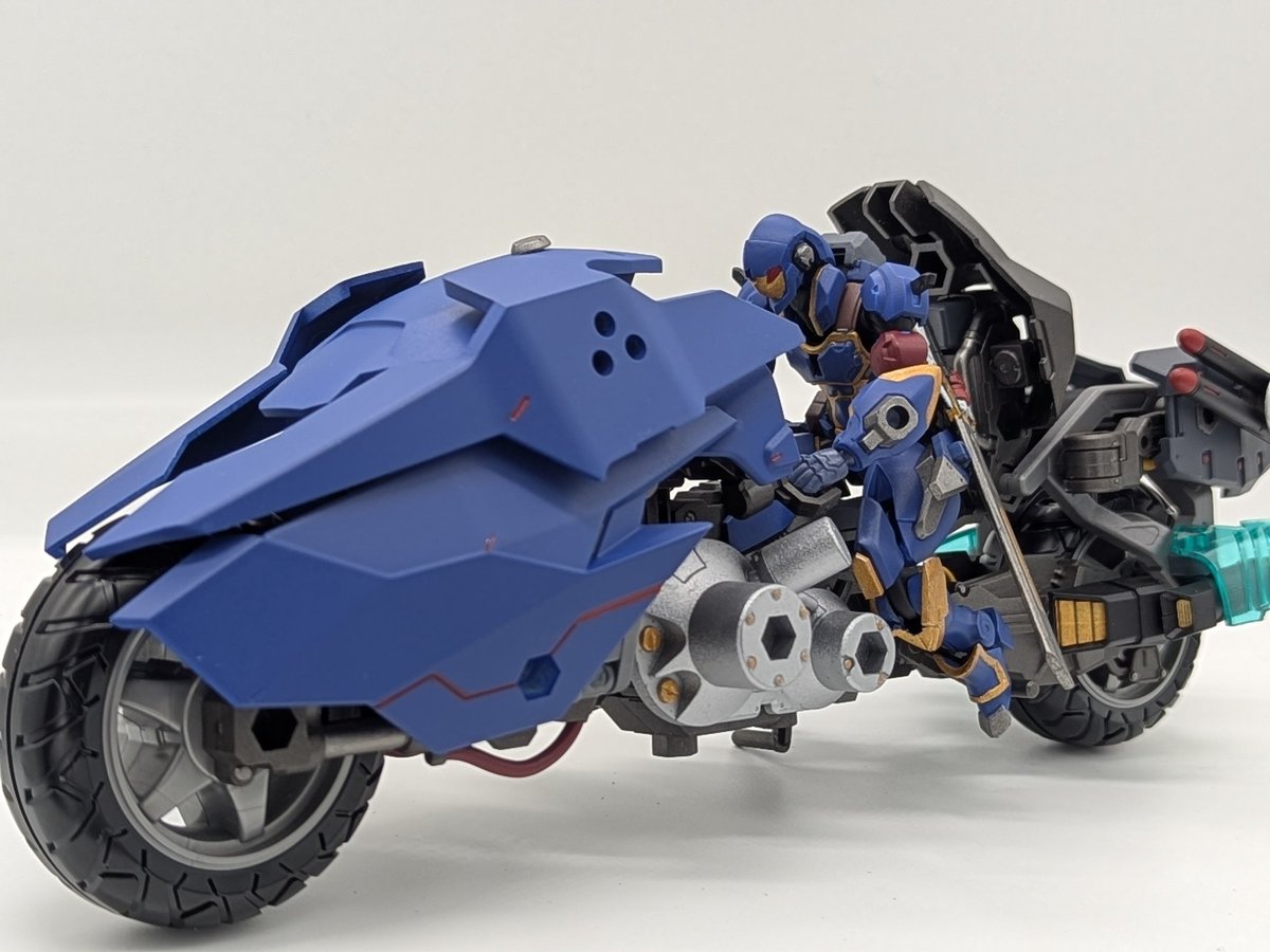 バイク型ヘキサギア〈ストレイト・フォワード〉
巡航形態
#ヘキサギア