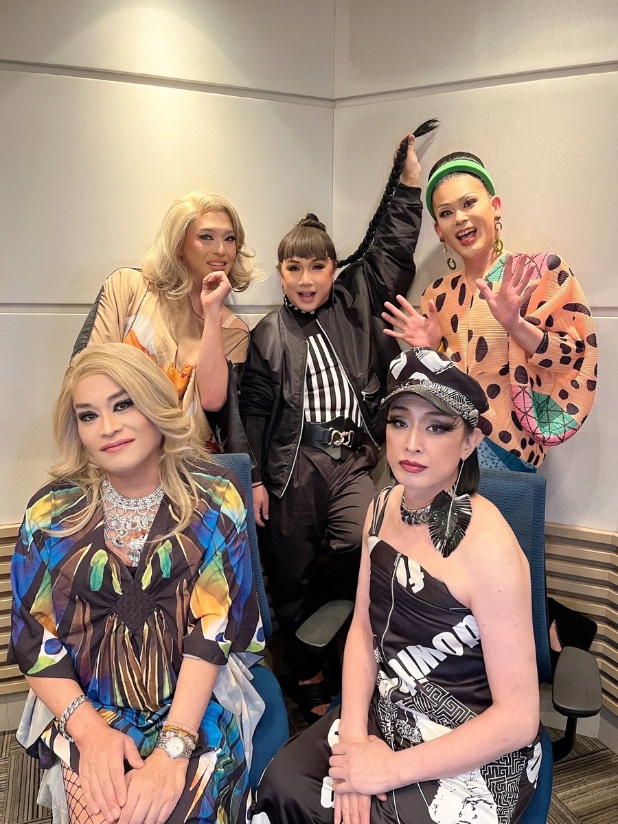 🏇A HAPPY NEW YEAR🎊 今年も番組と #サマンサアナンサ #佐藤修平 を