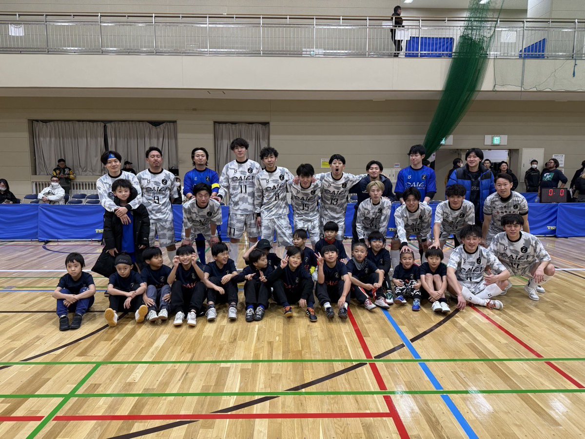 k_saka_fp's tweet photo. 2025年あざした！ https://t.co/T4elqBBosk