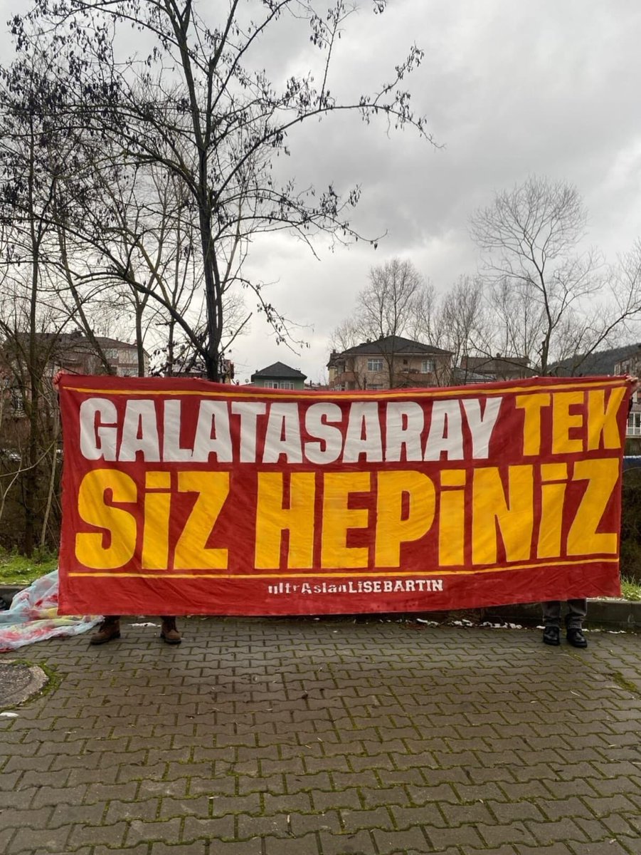 GALATASARAY TEK SİZ HEPİNİZ!

#GalatasarayTekSizHepiniz 

#ultrAslanLİSE