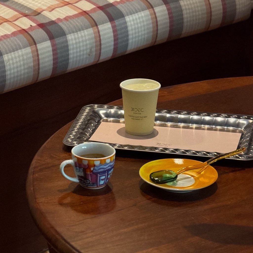 Ghith90's tweet image. "تظل السنة وأغلى التواريخ محضْ أرقام
لكن ما يخلِّدها سـوَى ما جرى فيها ".
• 31 ديسمبر 2025 م