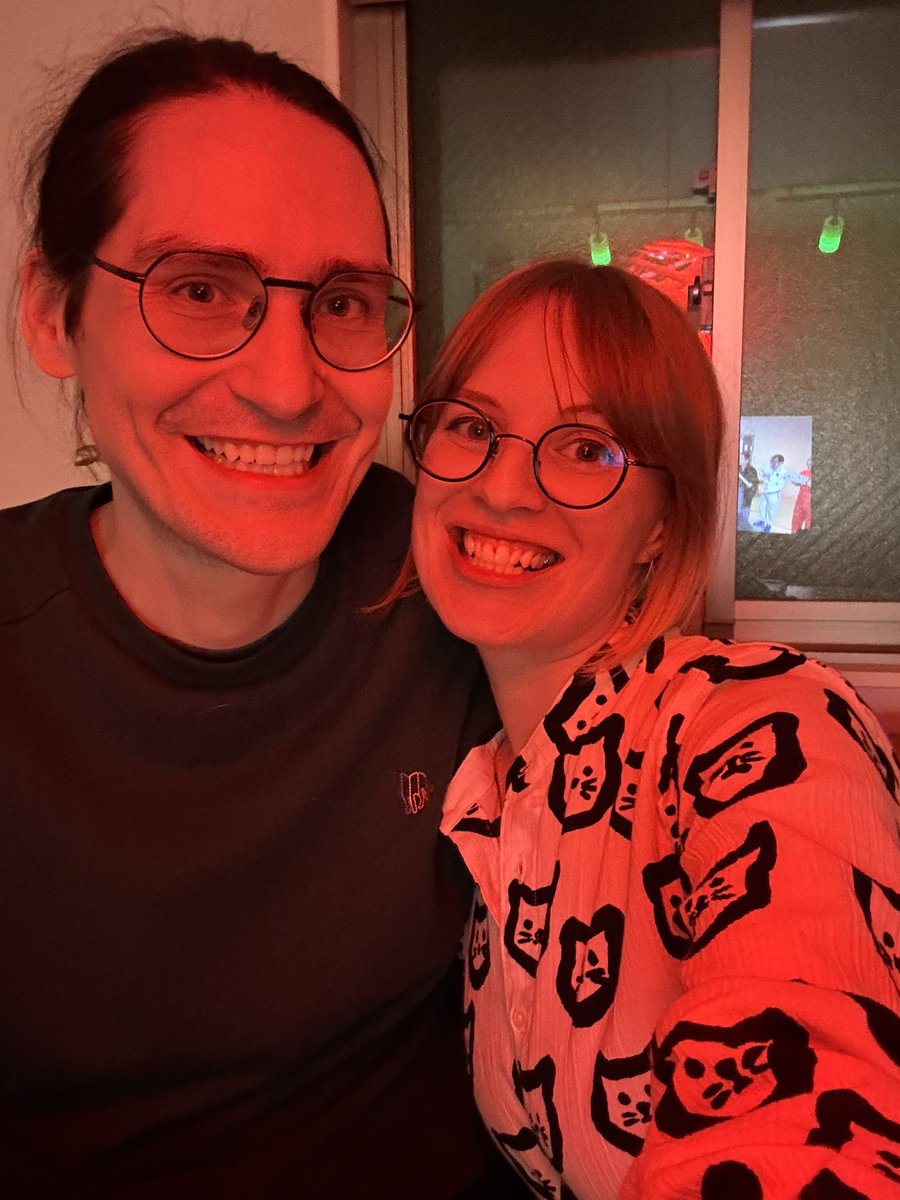 Акэомэ, котоеро, вот это все. Это мы смотрим на то, что нас ждёт в 2026