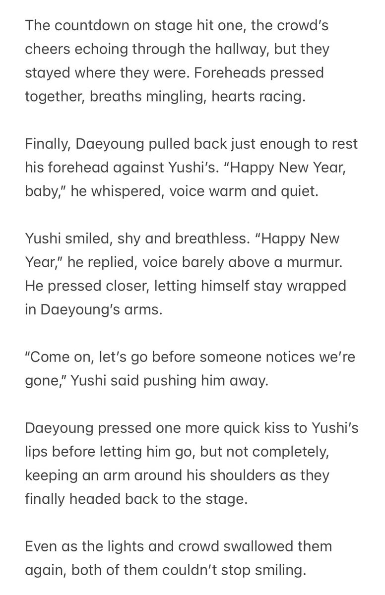 tkndaeng's tweet image. daengyut new year’s kiss backstage 🤭