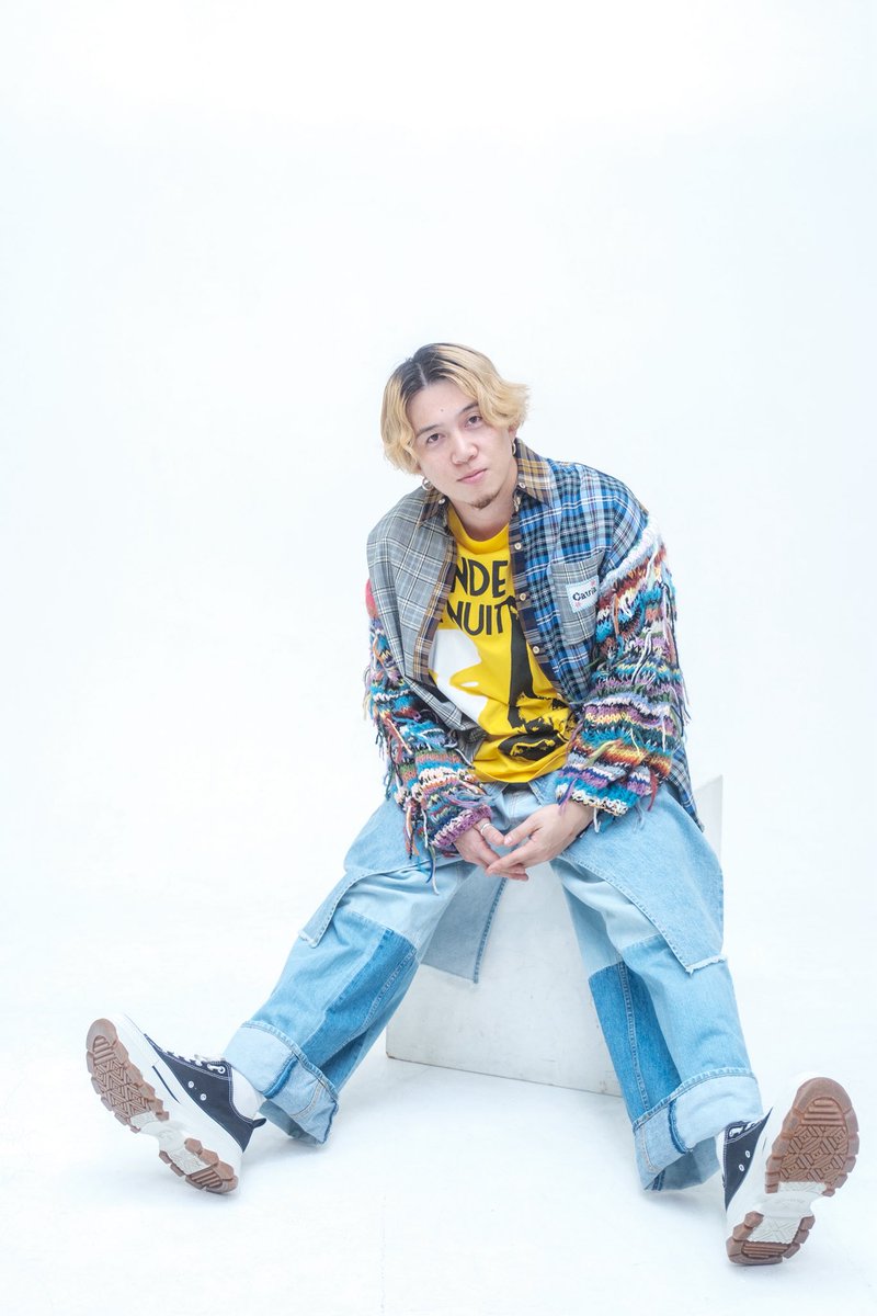 Bakamono_yo's tweet photo. あけましておめでとうございます✨✨
本年もよろしくお願い致します‼️
#Newアー写
#YOKARO_MON https://t.co/elJwox4Sz6