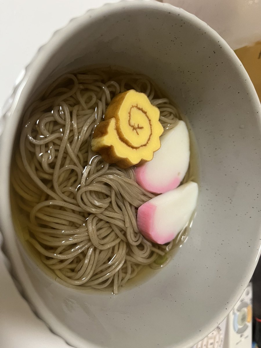 Seizaemon01's tweet photo. 年越しそーば！ https://t.co/IJmAxkrav9