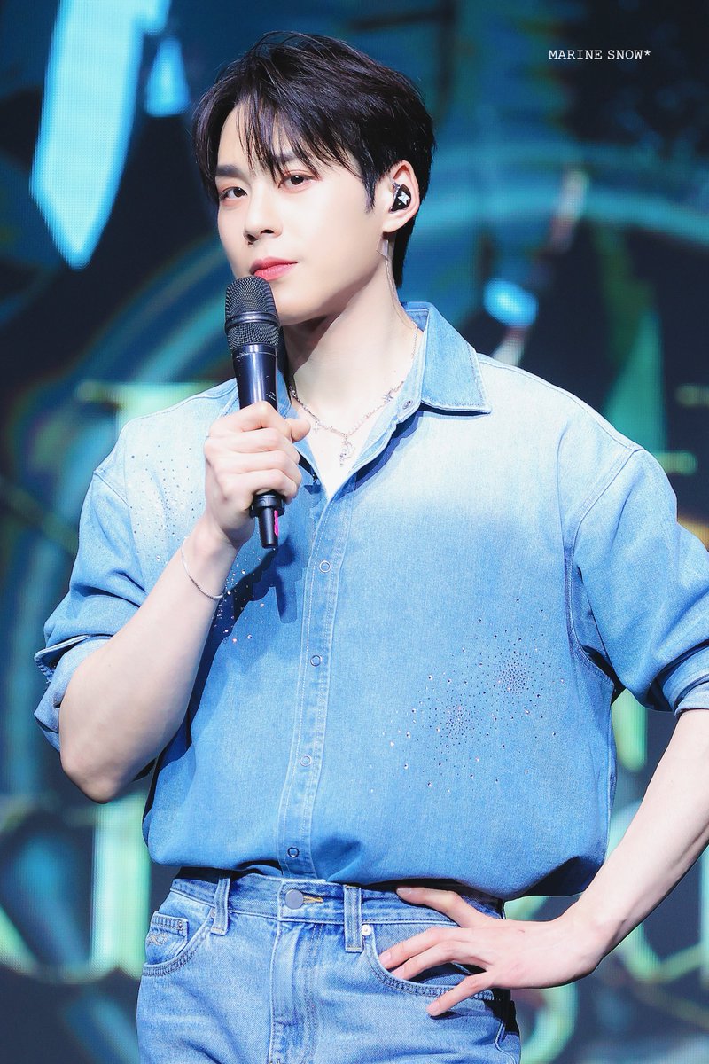 marinesnow0220's tweet image. ୨୧┈┈┈┈┈┈┈┈┈┈┈┈┈┈┈୨୧

          𝑯𝒂𝒑𝒑𝒚 𝑫𝒐𝒏𝒈𝒘𝒐𝒏 𝑫𝒂𝒚

୨୧┈┈┈┈┈┈┈┈┈┈┈┈┈┈┈୨୧

동구 생일 축하해🐶🖤
오늘 누구보다도 행복한 하루 보내🎂💝

-

@KNKOfficial220
#HAPPY_DONGWON_DAY
#크나큰 #동원짱짱 #KNK
#이동원 #동원 #DONGWON