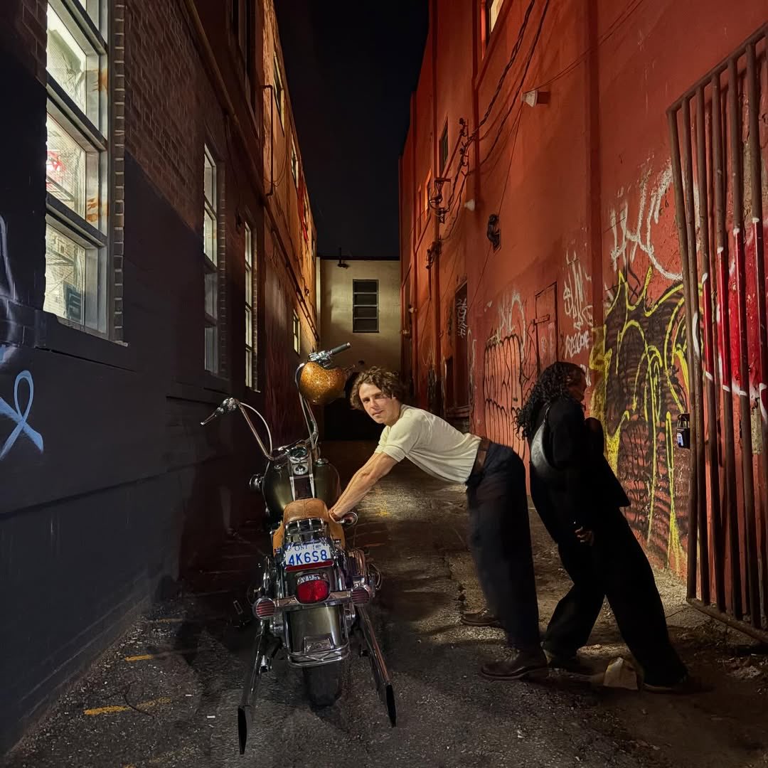 iwtvupdates's tweet image. Joseph Potter stuns alongside Delainey Hayles, Sarah Swire, Assad Zaman, and others in his latest Instagram post!