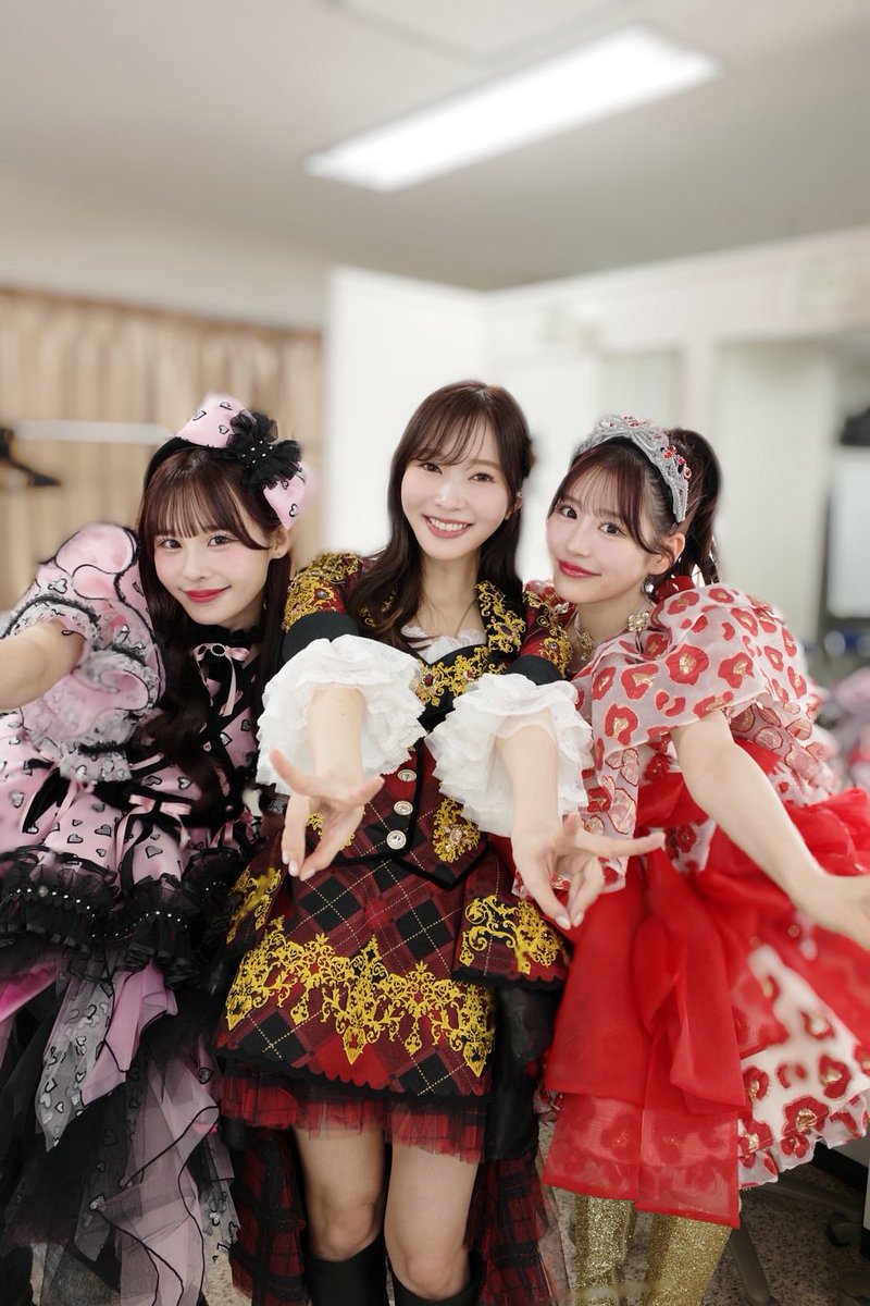 #NHK紅白 #紅白歌合戦

FRUITS ZIPPER！念願の初出場！
本当にありがとうございました！

2025年の12月31日が人生の宝物になりました。ここまで一緒にいてくれたファンの皆さまや関係者の皆さまへ、心から大好きです！！これからもずっとよろしくお願いします！