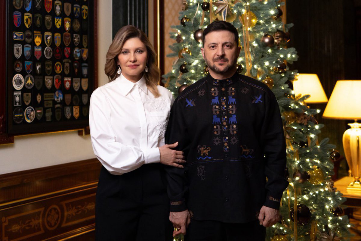 🎄Happy New Year, dear Ukrainians. We believe in peace, we fight for it, and we work towards it - Zelenskyy