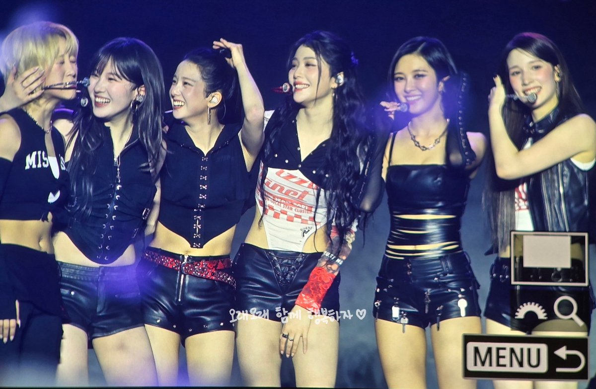 cthemomentsss's tweet image. 20251231~20260101 케플러 프리뷰💕
새해 복 많이 받아♥
#최유진 #유진 #ユジン #CHOI_YUJIN #Yujin #Kep1er #케플러 #ケプラー #샤오팅 #김채현 #김다연 #히카루 #히에