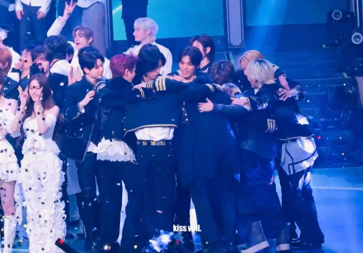 suchaญ​♡ tweet media