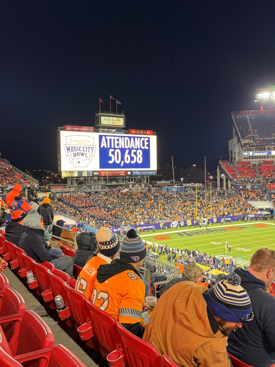 BarstoolILL's tweet image. “Nobody cares” is such a chronically on-twitter take. No, the games don’t *matter* for anything standings-wise. Schools get a decent payout, and a trophy and bragging rights for a W.

—but—

People definitely care. Illinois cares. 🔶🔷

Go lose the Gator Bowl again bum