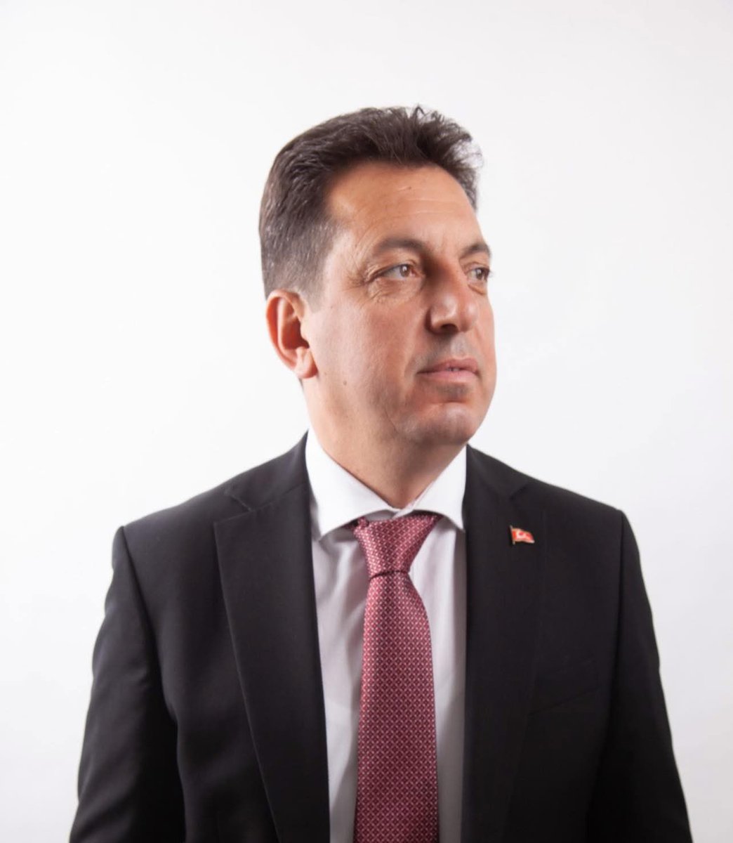 Her yeni yil, yeni umutlar getirir. 
2026 yılı size ve sevdiklerinize saglik ve mutluluk getirsin.