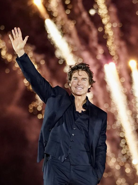 tomeycruisey's tweet image. 🎆 Happy New Year 🎆