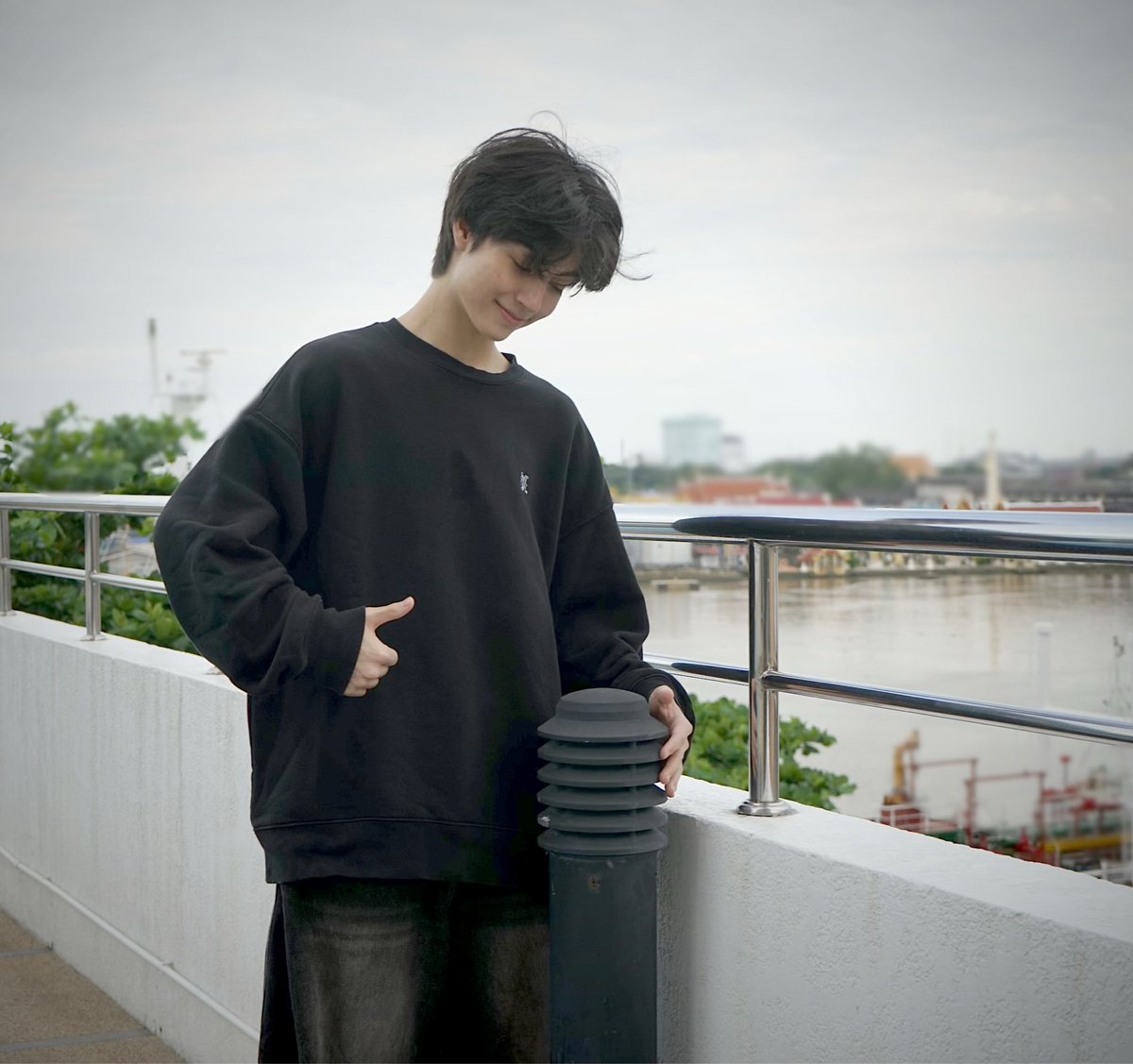 charlie pics ☆ (@charliepicss) / Posts / X