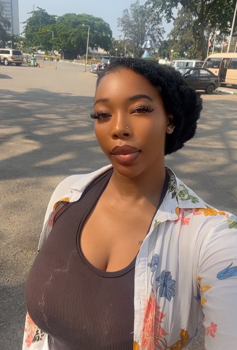 kimberlyn_____'s tweet image. Last selfies of the year 🥹💕