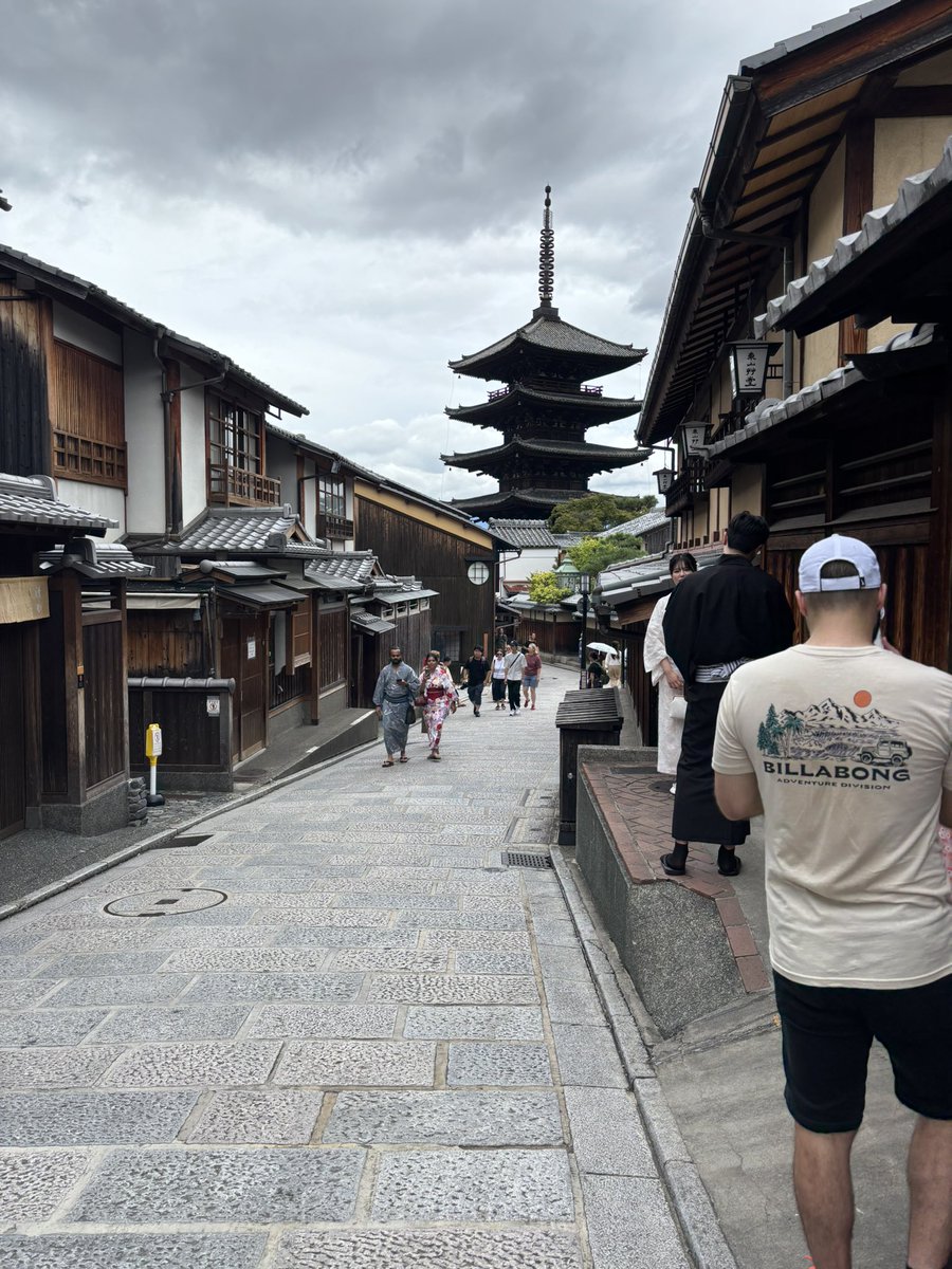 Falco_gr's tweet image. سنتي 2025 🌟🤍 
الحمدلله