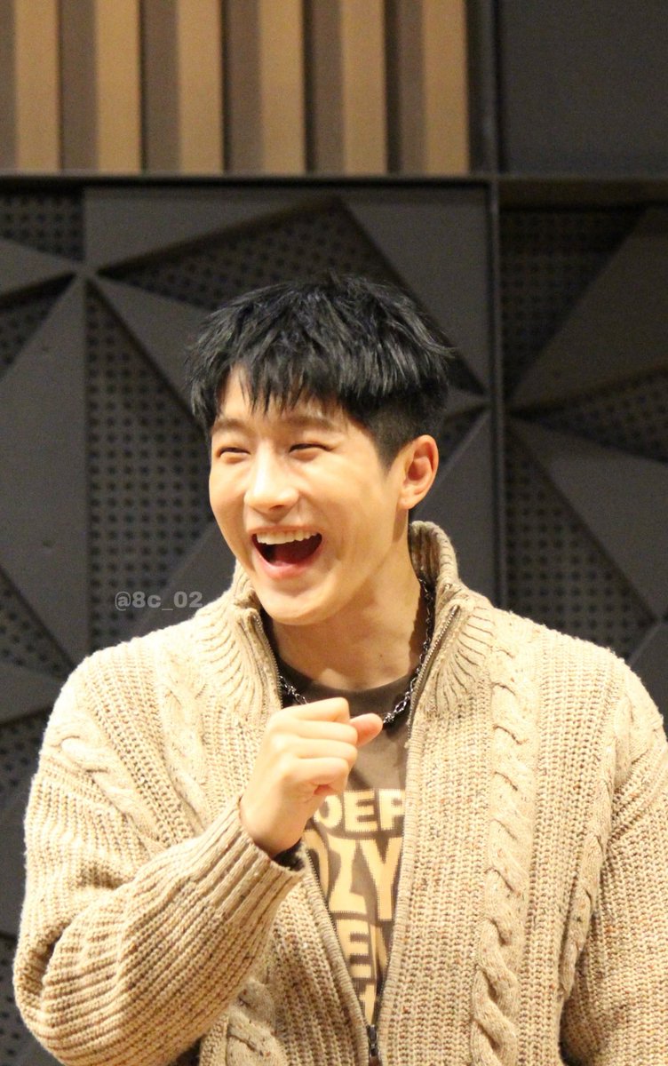 月/즈키 tweet media