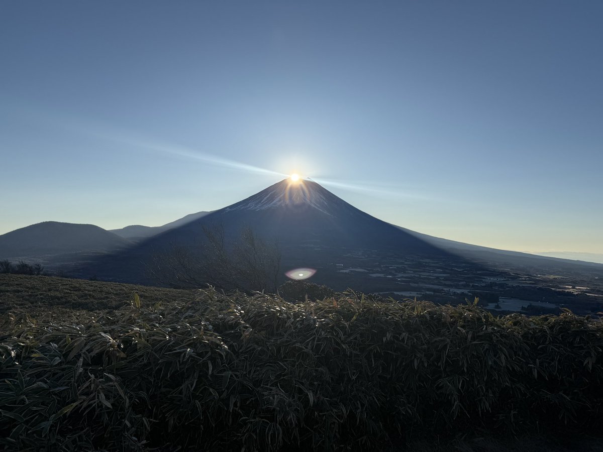 akarikobo's tweet photo. 明けましておめでとう御座います。
今年も宜しくお願いします。 https://t.co/iIQxjWB2FY