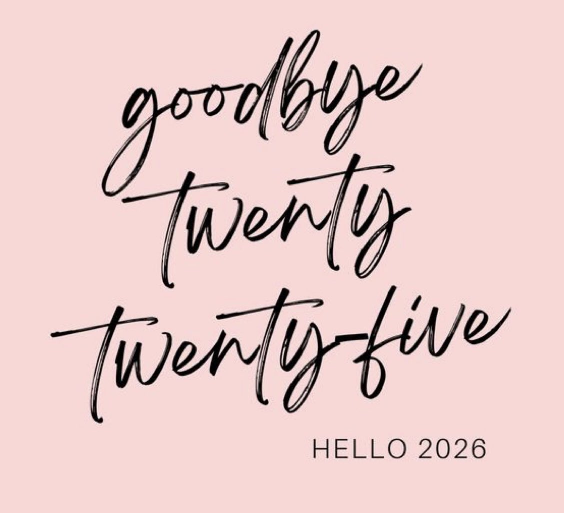 MichelleRooney7's tweet photo. Reflecting on God’s goodness throughout this year,preparing for His goodness in 2026.🙏🏻🙌🏻 
🪩💃🏻⏳Happy New Year’s Eve!⏳💃🏻🪩
#newyearseve #blessings #thankful #hope #goals #dreams #passion #goodness #faith #prayer #plans #GodsPlan #time #takestock #assess #tweak #move #life #love https://t.co/CBK9eCRqF1