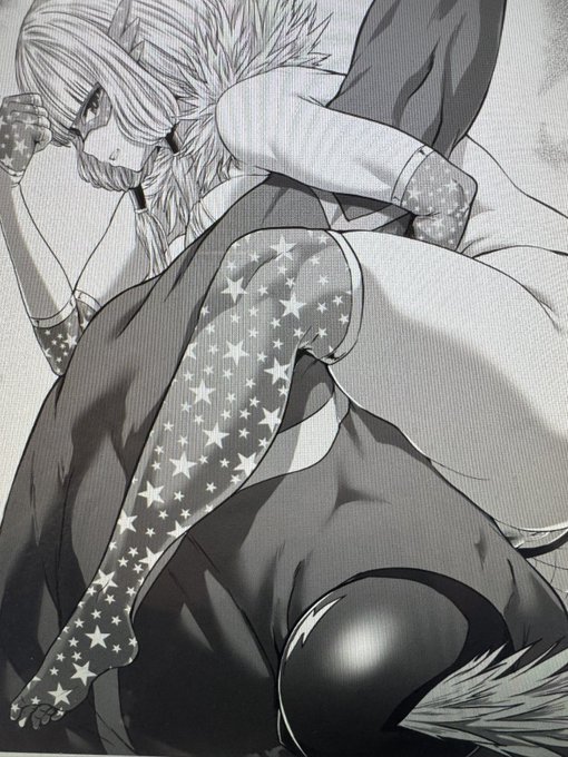 ギリギリ過ぎて年越しツイートできませんでした。😭🖋️🎍🌅
 
先ほど夜縛エクストラの11話も投稿でき、2025年も大変お世話になりました。m😌m🎍
今年も是非ウチの無様すぎるヒロイン達をよろしくお願いいたします。 