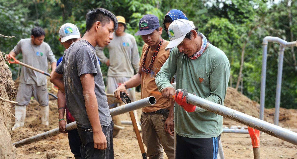 rainforestflow's tweet photo. “We used to drink dirty water from the streams. We all got diarrhea all the time … Now we have clean water from the tap in our homes. We are all very happy with our water.” -José Chinoa, Water Committee Member, Tayakome

#givecleanwater
#indigenousleadership https://t.co/chiBeXCE09