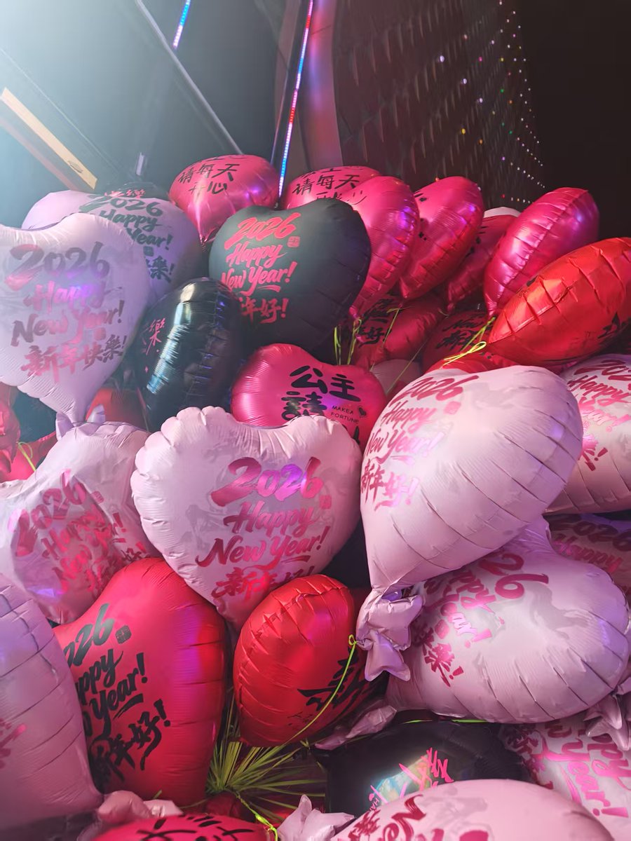 遗憾的说不出再见., image size:900x1200