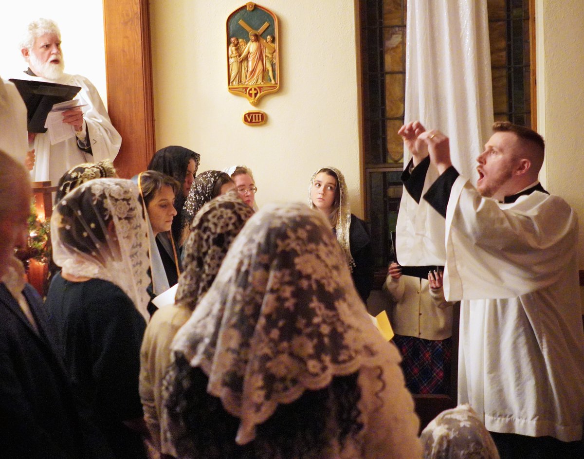 Merry Christmas from everyone at Saint Anthony's.
Puer natus in Bethlehem, alleluia!