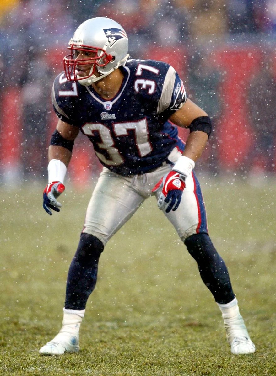 It really doesn’t make any sense why Rodney Harrison is not in the NFL Hall of Fame.