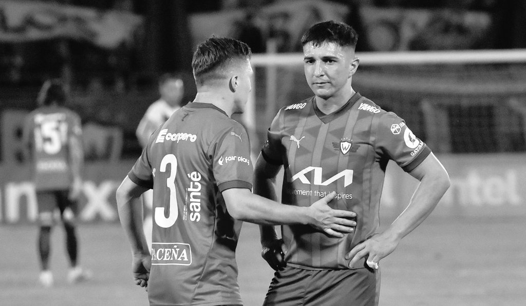 OFICIAL 🚨
Wilsterrmann descendió de categoría. De manera UNÁNIME, los clubes votaron en contra de la propuesta del Aviador de anular los descensos.