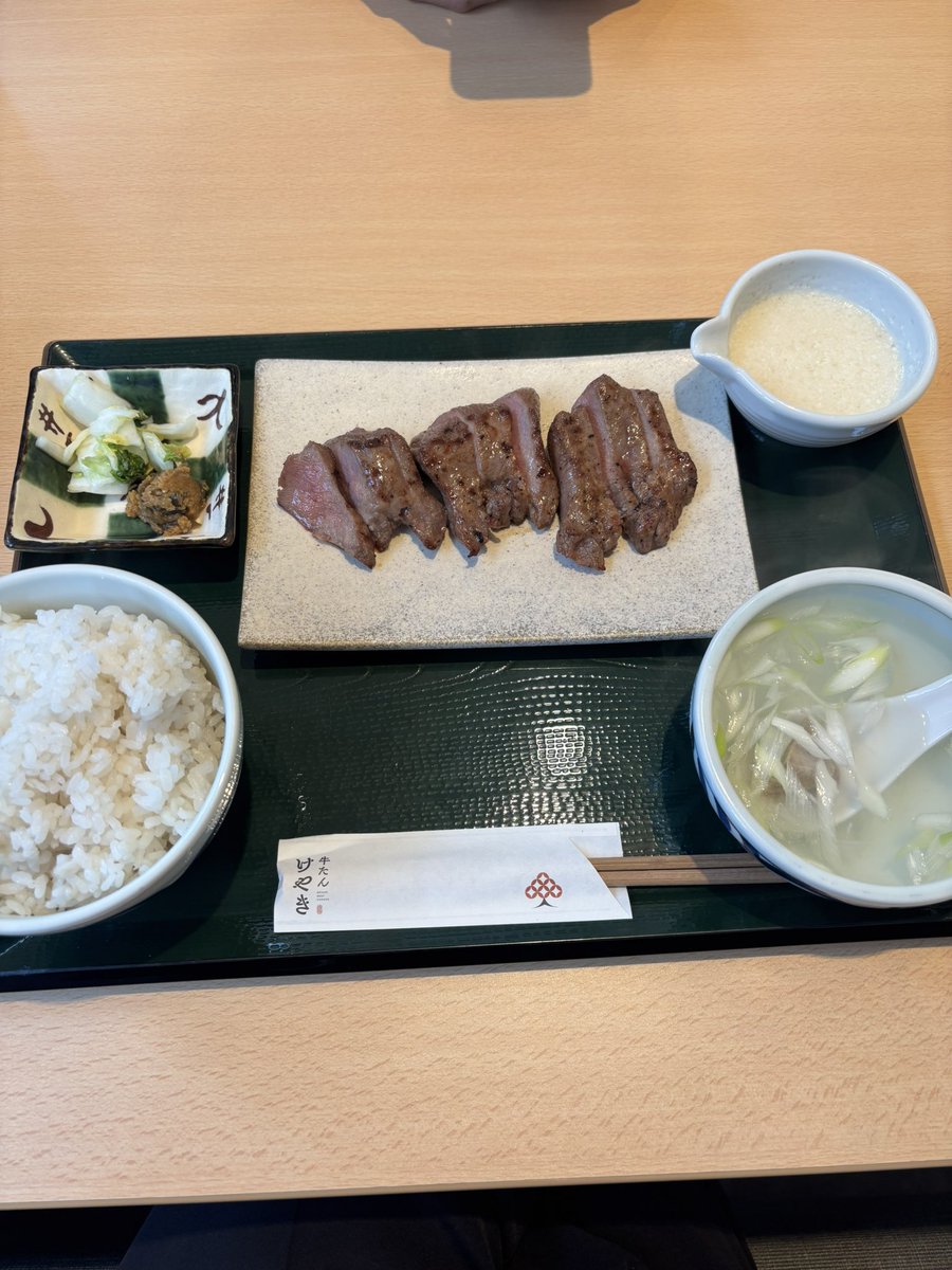 HappyNewYear🥳

今年も沢山おいしいものを食べまくるぞ🫶🏻