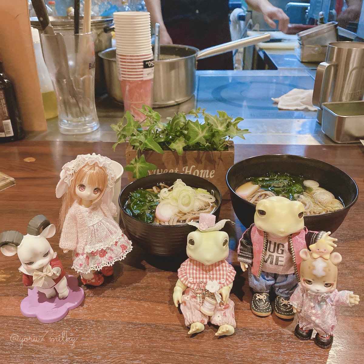 もうあけおめだ🎍ログインしたのでわとさんたちと年越しそば食べたよ👏🏻
#tennbar