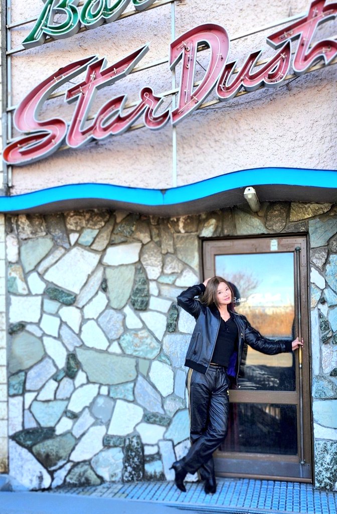 Happy New Year 2026 💝🎉🌹🥂
⛩️謹賀新年⛩️
あけましておめでとうございます🐎🎍🌅🪭
今年もどうぞよろしくお願いします🙇‍♀️💕
皆様にたくさんの幸せが訪れますように✨✨️🙏
 Love＆Peace, Joy for All ❤️