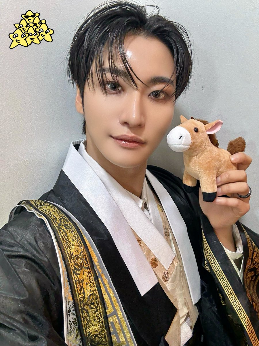 1024updates's tweet image. [📷] 260101 | ATINY ZONE

#ATEEZ #에이티즈 @ATEEZofficial