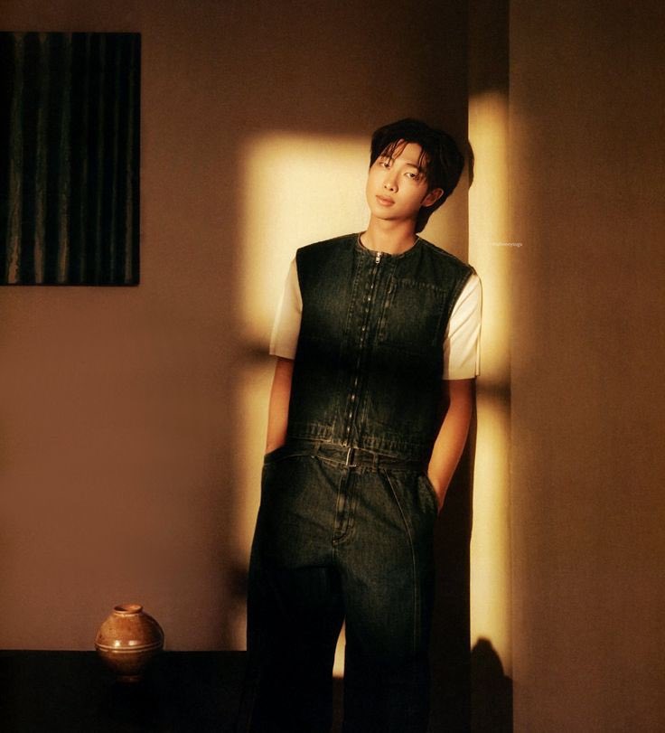 "Indigo" by RM has surpassed 999 MILLION streams on Spotify and needs only and only 400k streams to reach 1 Billion Streams on Spotify.

ONLY 400k STREAMS 🙌
#Indigoto1B