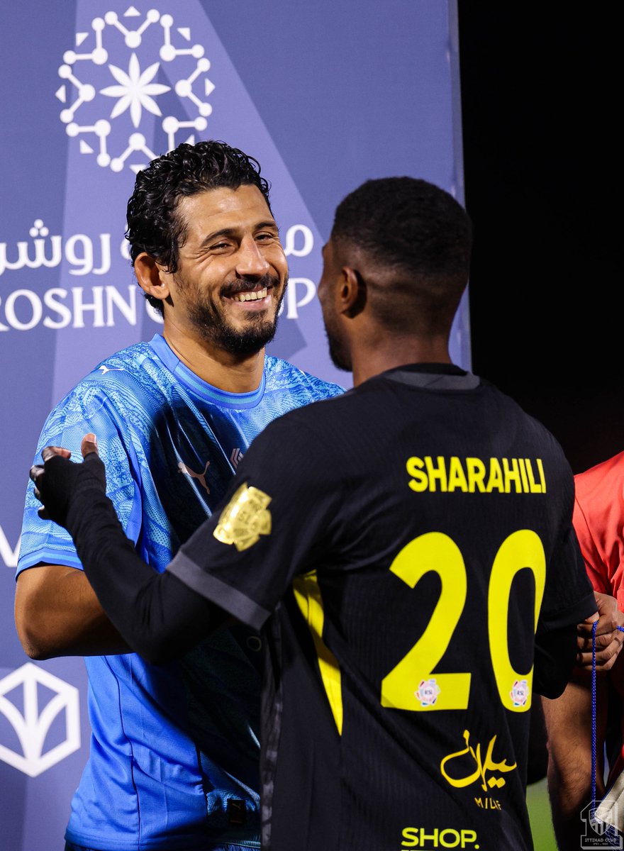 ittihad's tweet image. في ليالي عشناها .. أبـداً ما ننساها 💛🫂
#الاتحاد_نيوم