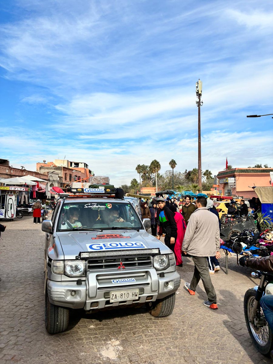 _geolog's tweet photo. Happy New Year! GEOLOG-sponsored team heads to #Rust2Dakar across Morocco–Mauritania–Senegal–Guinea-Bissau, delivering aid &amp; donating 2 cars. Safe miles &amp; good roads!
#HappyNewYear #Rust2Dakar #Tavolo8 #Charity #Africa #GEOLOG #GivingBack https://t.co/YwKKPlnkNf