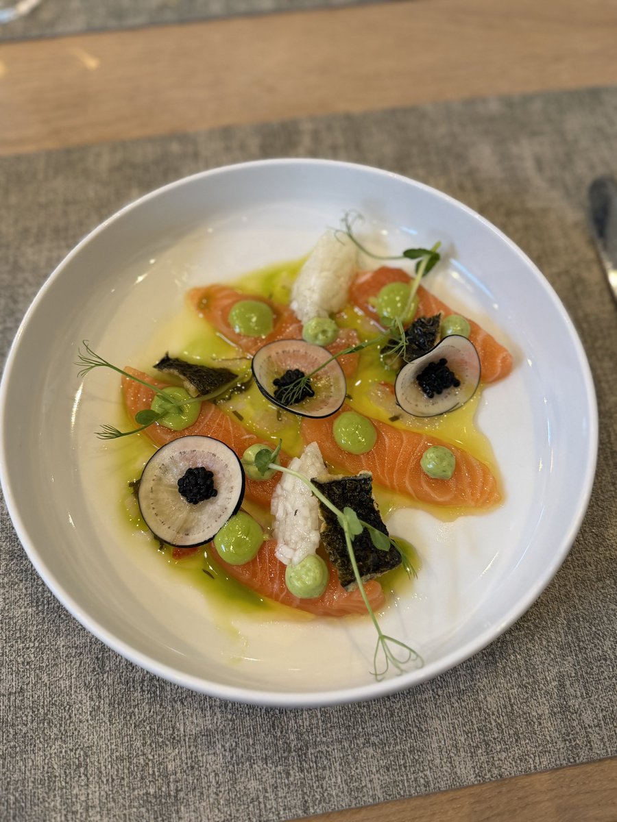eddystaas's tweet photo. Laatste lunch van 2025 @BeachBreakers in Noordwijk met zoonlief in de keuken 👌🏻 https://t.co/IWSNVWLI72