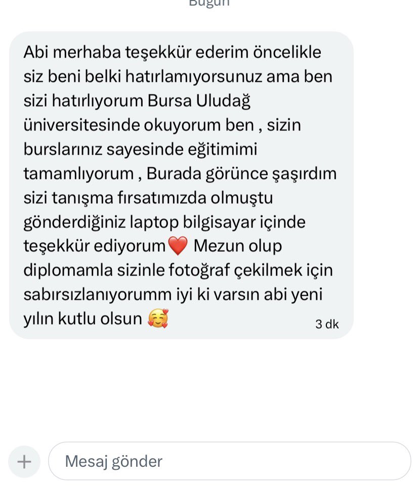 En güzel yeni yıl mesajı ❤️ Milyonlarca kardeşim var anne babam olmasa da , bu vatanın evlatları her şeyin en güzeline layık güle güle kullan kardeşim..