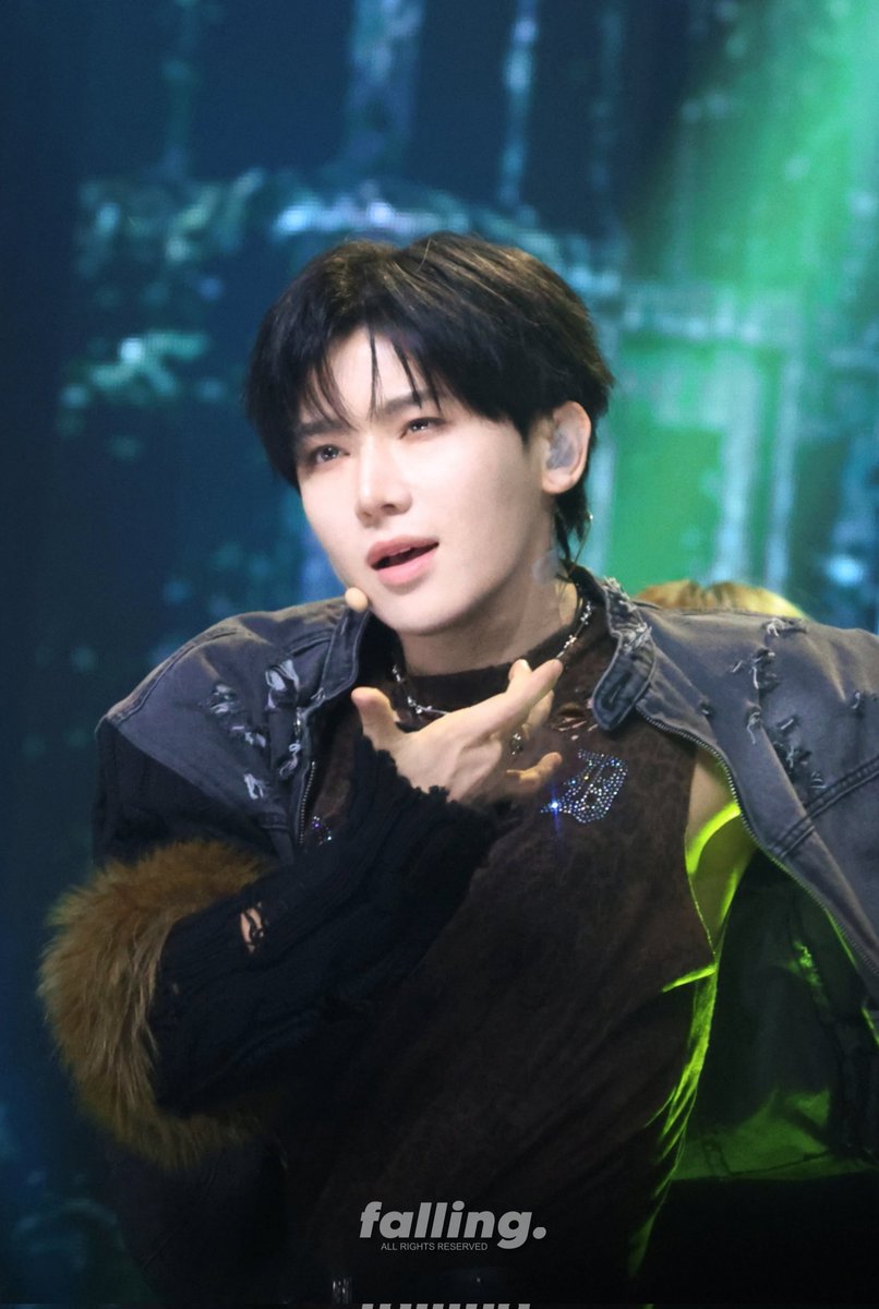 𝓯𝓪𝓵𝓵𝓲𝓷𝓰 tweet media