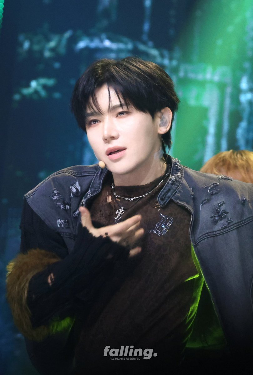 𝓯𝓪𝓵𝓵𝓲𝓷𝓰 tweet media