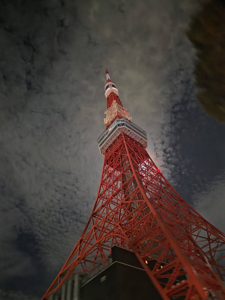 あけましておめでとうございます
今年もよろしくお願いします
（年越しの瞬間は東京タワーのふもとにいました