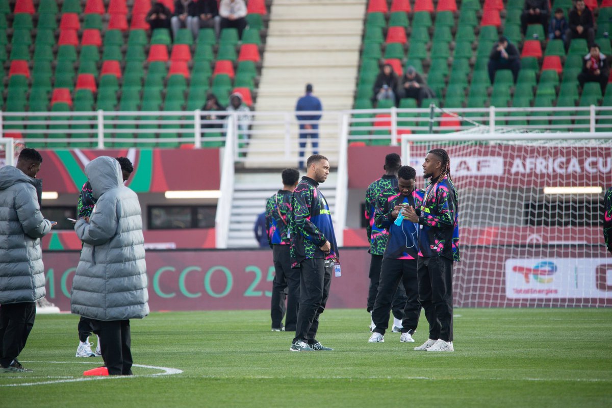 seewhat_isaw's tweet image. Can’t lie, I need this tracksuit in my wardrobe ASAP.

Show me better drip at this AFCON 😏

#AFCON2025 #SoarSuperEagles