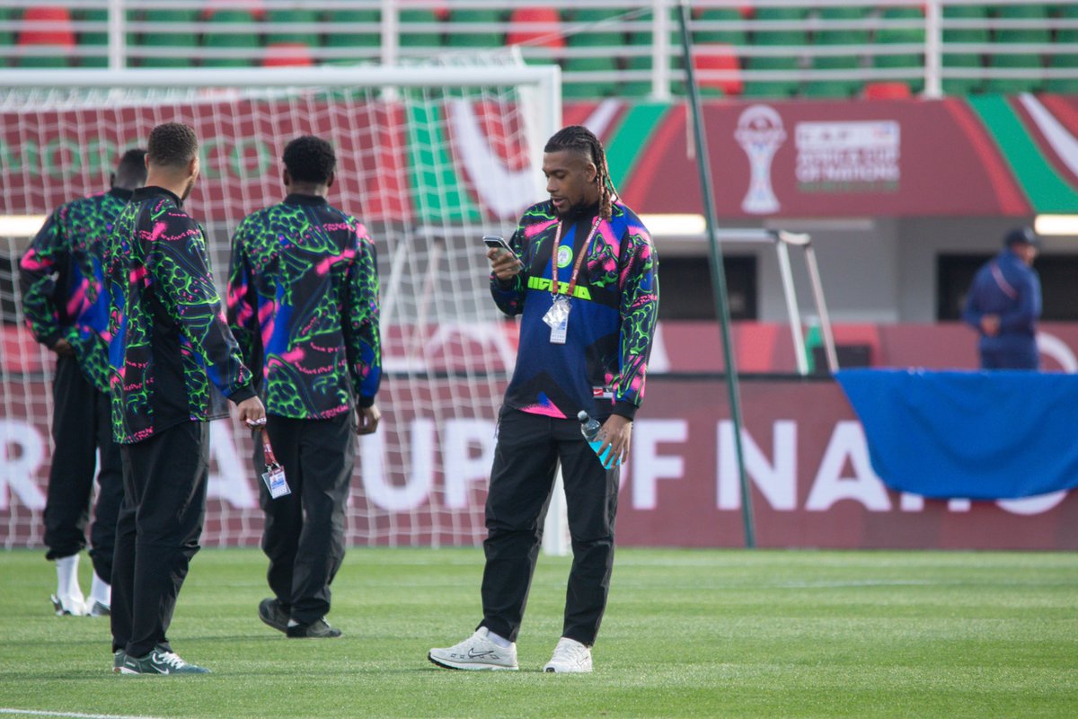seewhat_isaw's tweet image. Can’t lie, I need this tracksuit in my wardrobe ASAP.

Show me better drip at this AFCON 😏

#AFCON2025 #SoarSuperEagles
