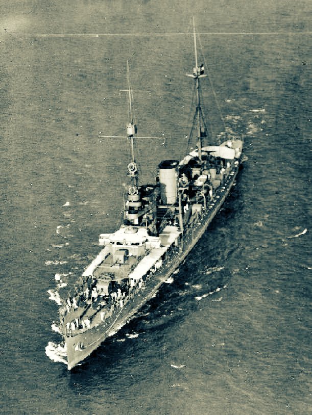 Cruisers

CL #HNLMSSumatra (1926-1942)
Java Class

📷#Hawaii January 1927 

<a href="/kon_marine/">Koninklijke Marine</a> 🇳🇱