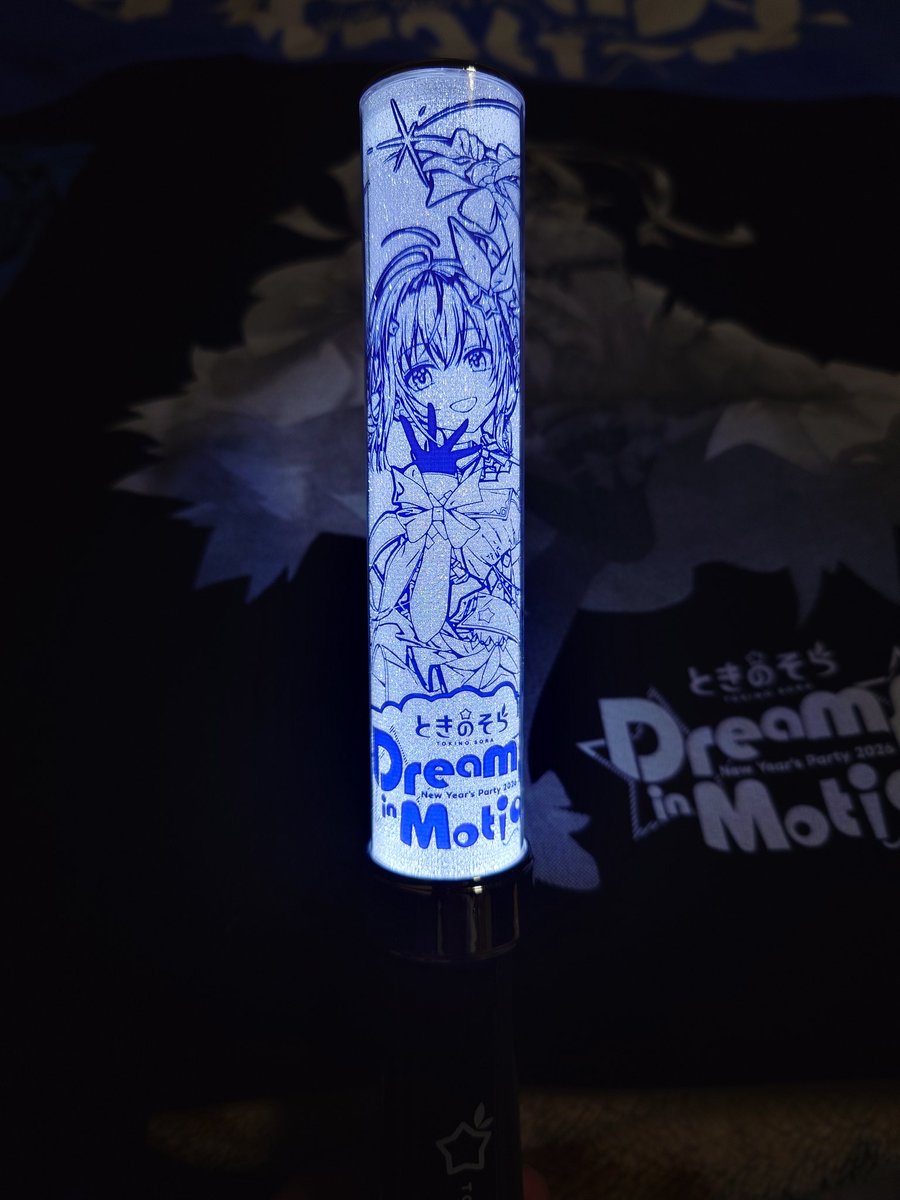 早速、ペンライトフィルムを付けてみたんですが…めちゃめちゃ良い！ 白