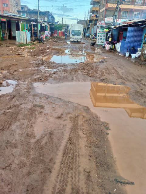 CopShakurkihara's tweet image. Meanwhile our Singapore