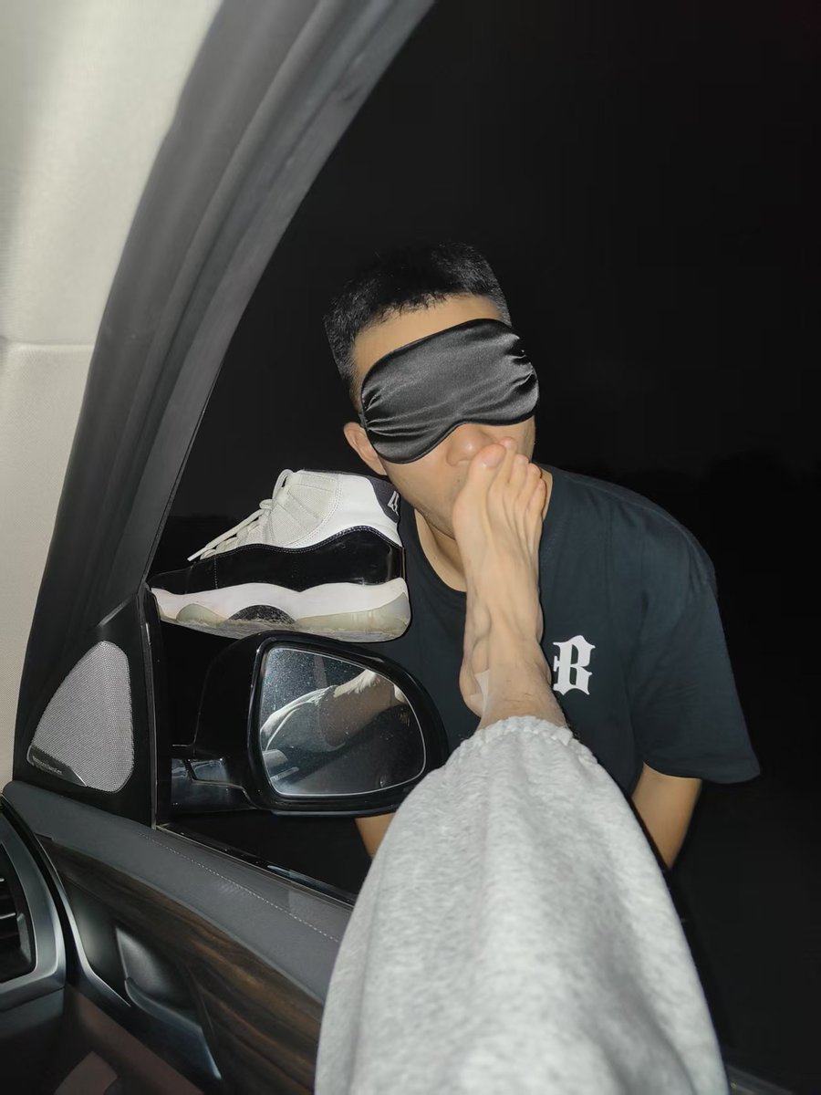 EMPRIO_Master's tweet image. 外面跨年不如从我胯下过👿👿😎

老北京两日速通有攻略的推一