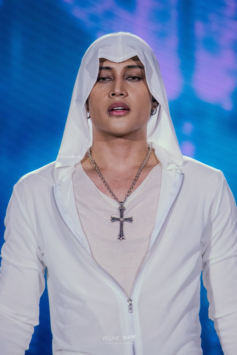 123125 • SB19 NYE AT THE 5TH 🎇

Are you a God or somethin’? <a href="/felipsuperior/">FELIP</a>
#SB19_KEN #FELIP

NYE Countdown With SB19
<a href="/SB19Official/">SB19 Official</a> #SB19
#NYEatthe5thWithSB19